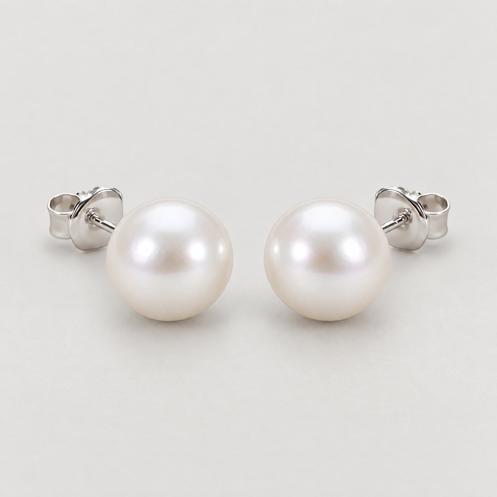 Pearl Studs in white gold