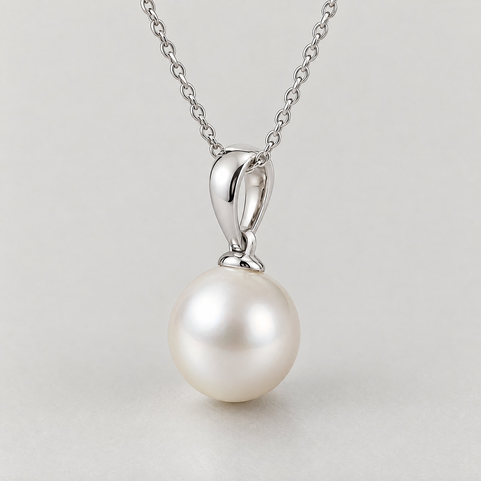 Pearl Pendant Necklace in white gold â angled view